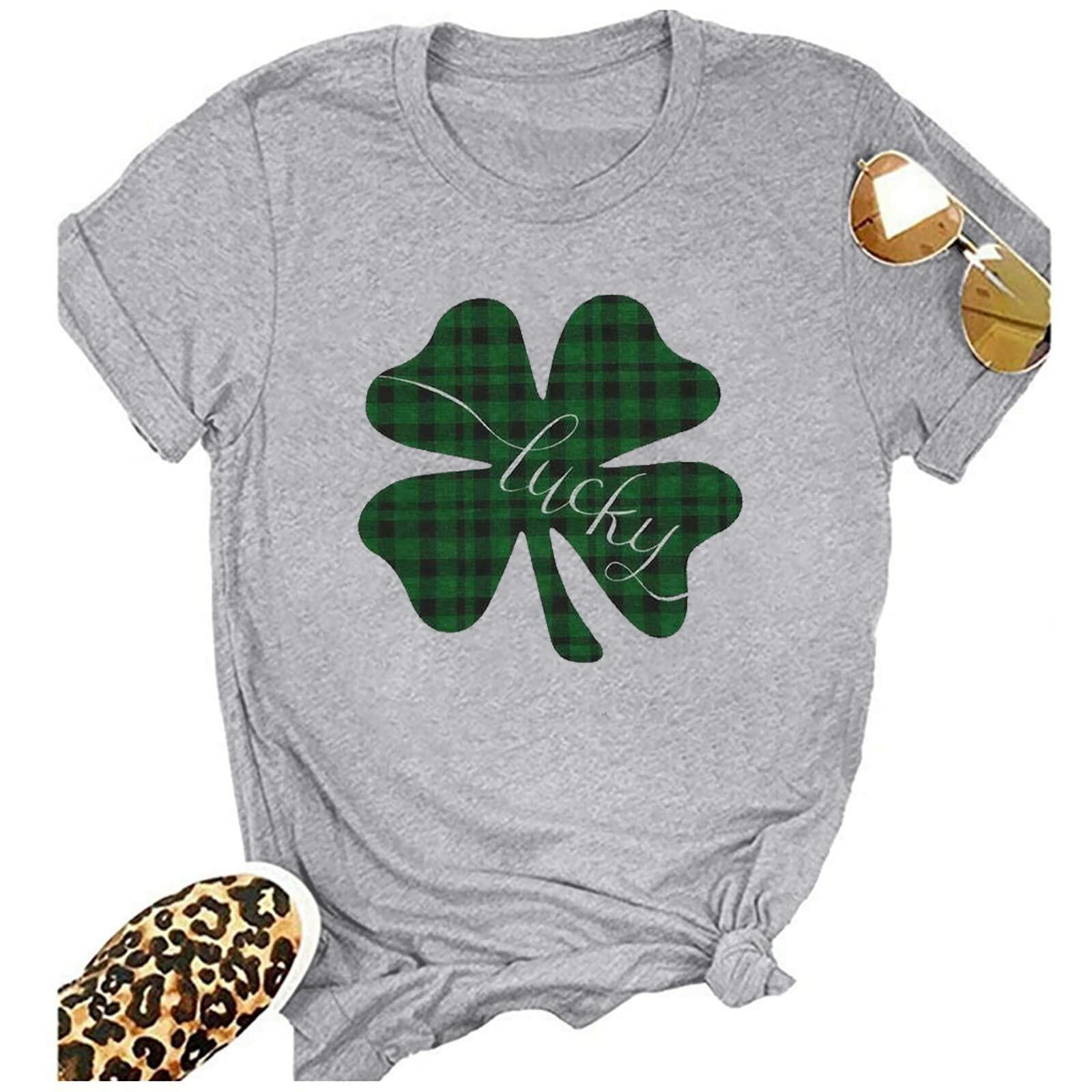 St Pattys Day Shirt Women Everybody in The Pub Getting Tipsy Lucky Clover Tee S