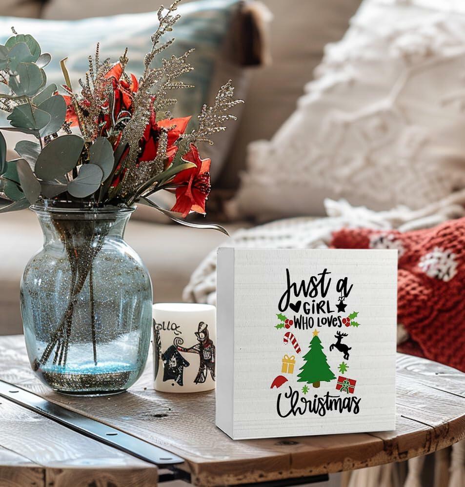 Absnfatu Christmas Wooden Box Sign Just a Girl Who Loves Christmas 5x5 Inch