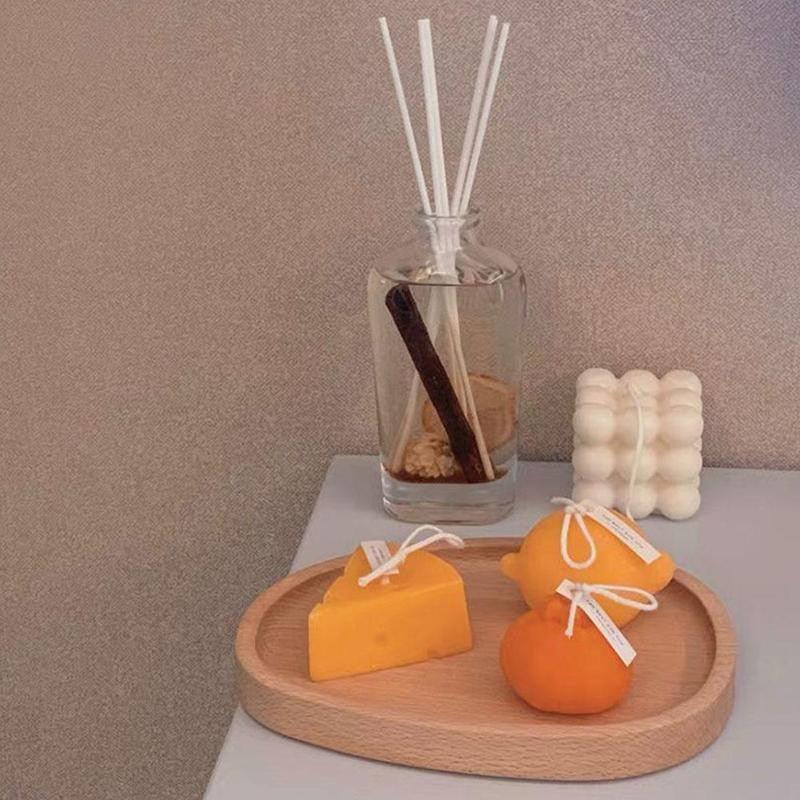 Orange Shaped Scented Candle Fruit Soy Wax Candle Smokeless Oil Aromatherapy Candle Cool Candles Shaped Candles Novelty Candle for Wedding Holiday Birthday Party Decor Aesthetic Candles for Women with Flower Fragrance