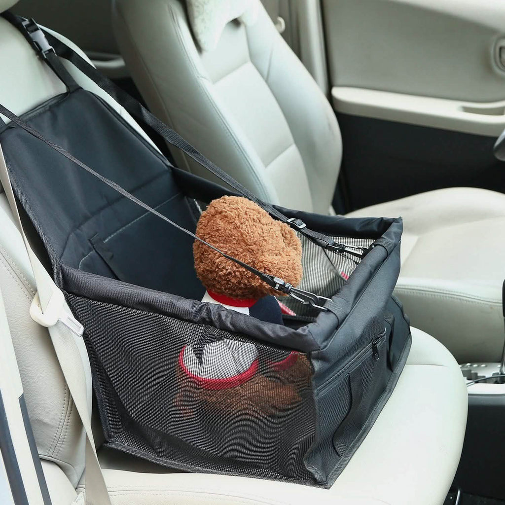 Pet Travel Carrier with Clip-On Safety Leash Zipper Storage Pocket for Pets up to 20lbs