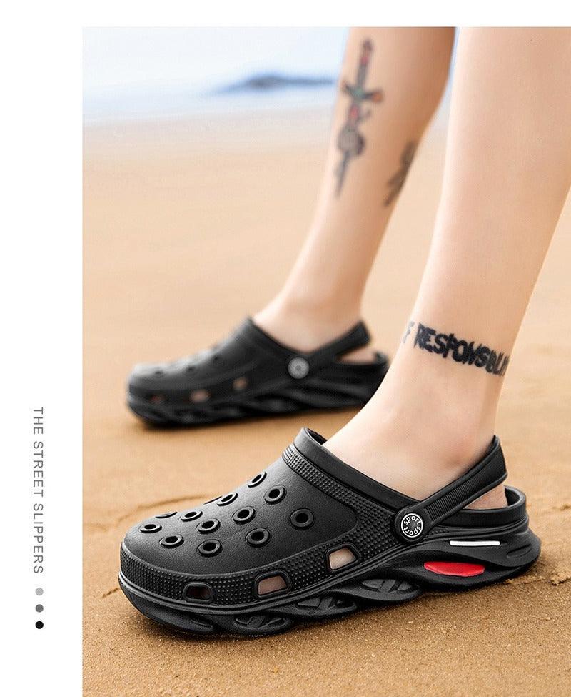 Outdoor Sandals Soft Sole Beach Shoes Mens And Womens The Same Style Suitable For Summer Platform Slippers Men Sports Sandals Men Outdoor Indoor Slippers Lightweight Sandals