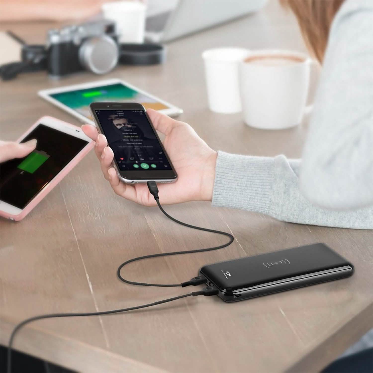 Qi Wireless Charging Station 10000mAh Power Bank