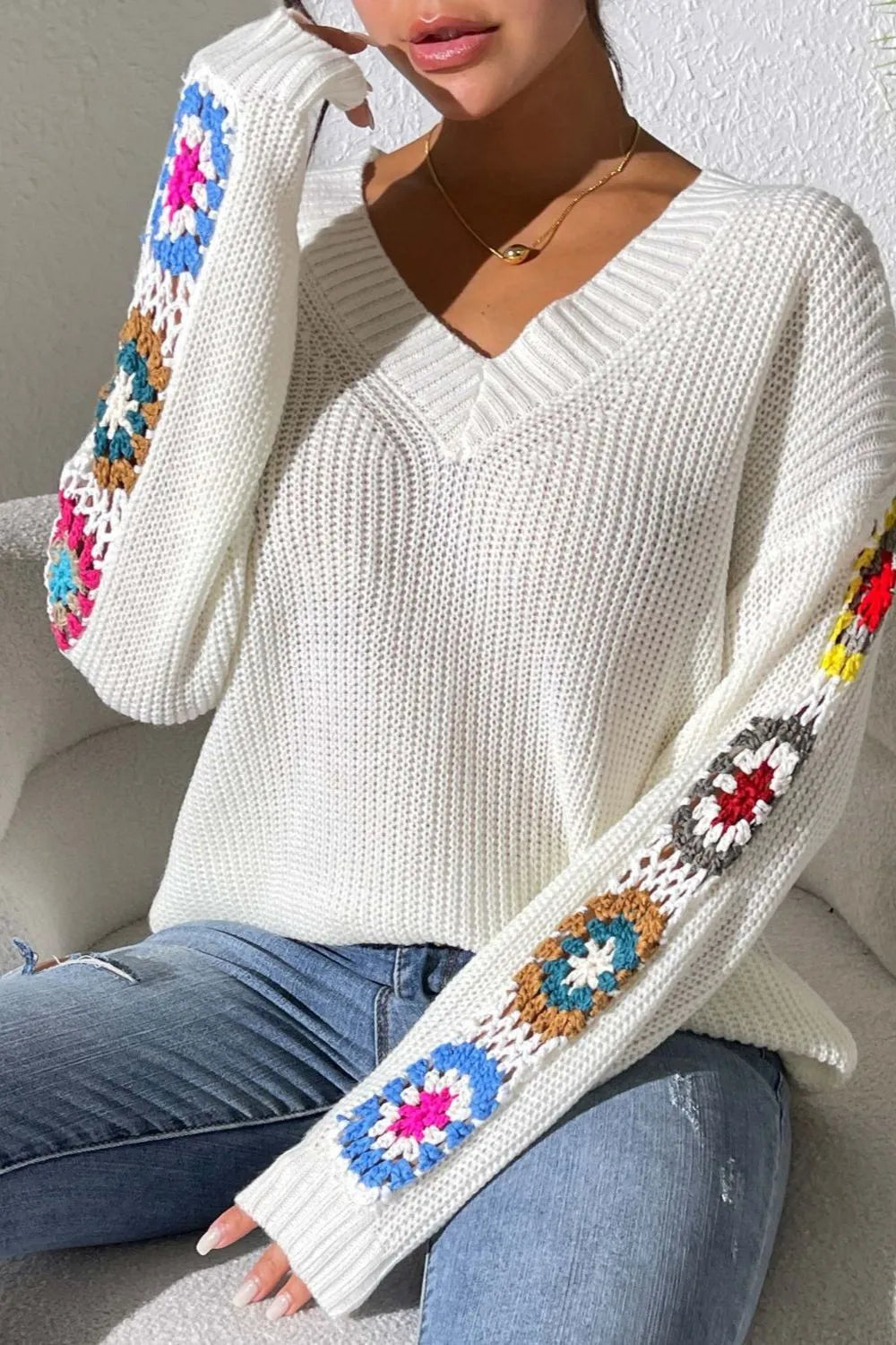 Randomly mixed color hand hook flower splicing V-neck pullover sweater