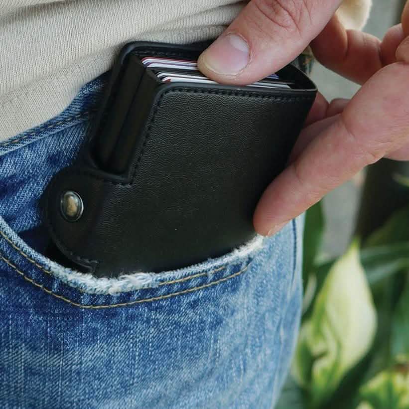 RFID-Blocking Cascading Quick Card Wallet