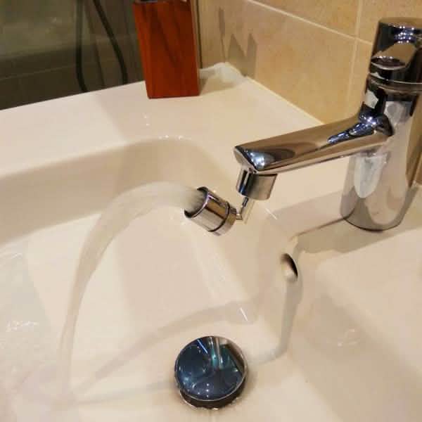 Rotatable Universal Splash Filter Faucet