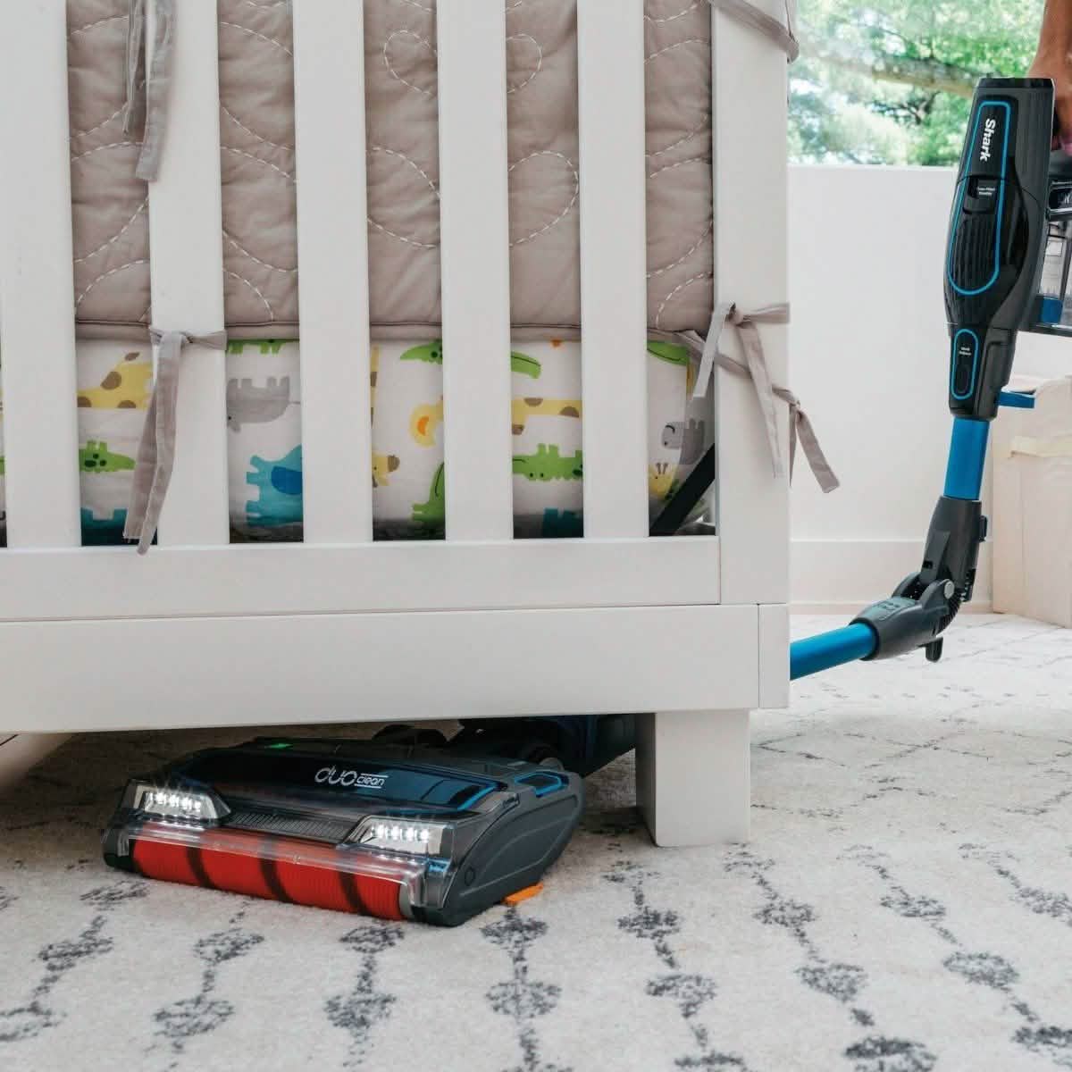 Shark IONFlex 2X DuoClean Ultra-Light Cordless Stick Vacuum (Refurbished)