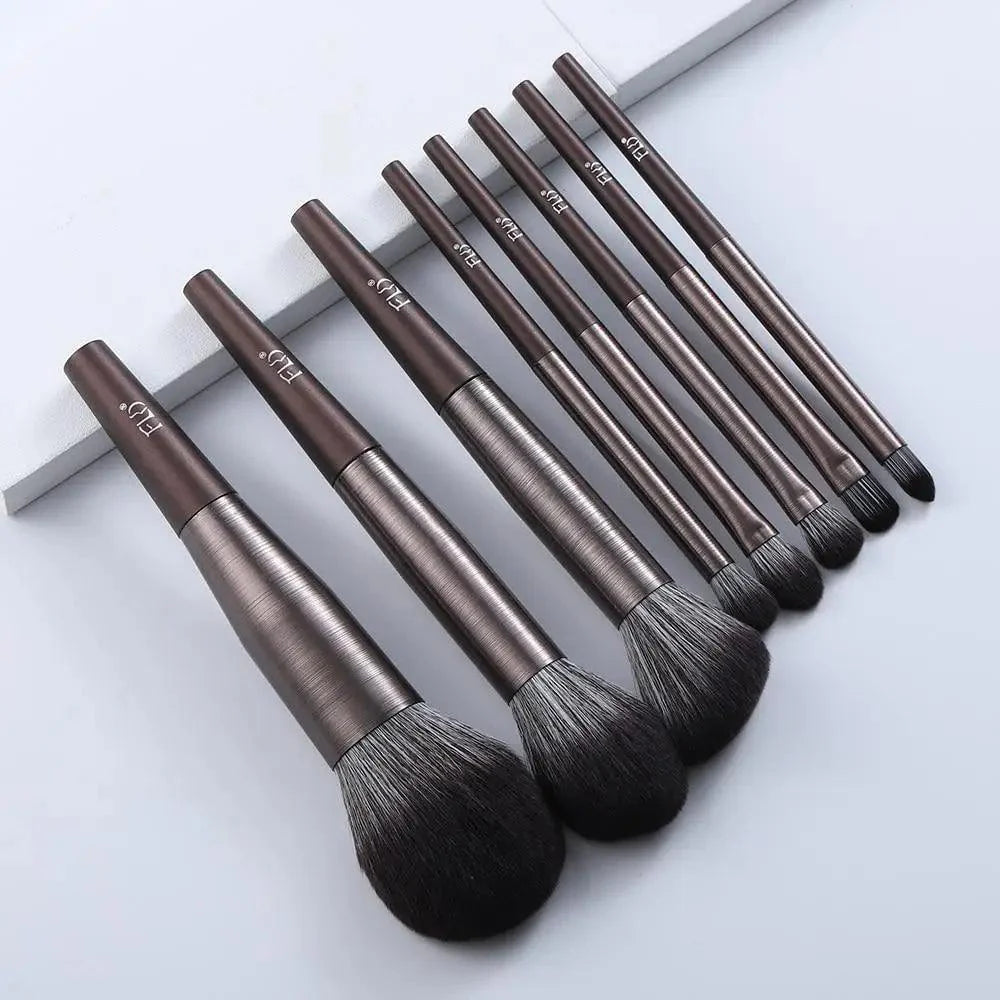 Sizzling 11/8pcs Natural Hair Green Makeup Brushes Foundation Powder Eyeshadow Eyebrow Brush Set Profesional Cosmetic Tool