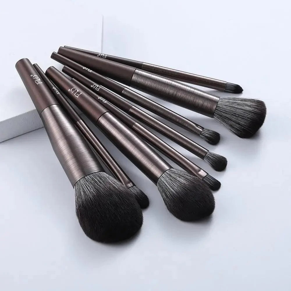 Sizzling 11/8pcs Natural Hair Green Makeup Brushes Foundation Powder Eyeshadow Eyebrow Brush Set Profesional Cosmetic Tool
