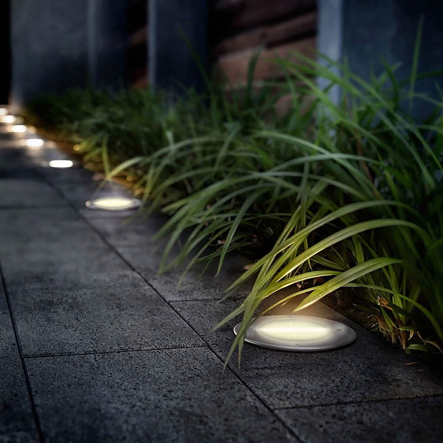 Solar LED Disk Lights IP44 Water Resistant Light Sensor