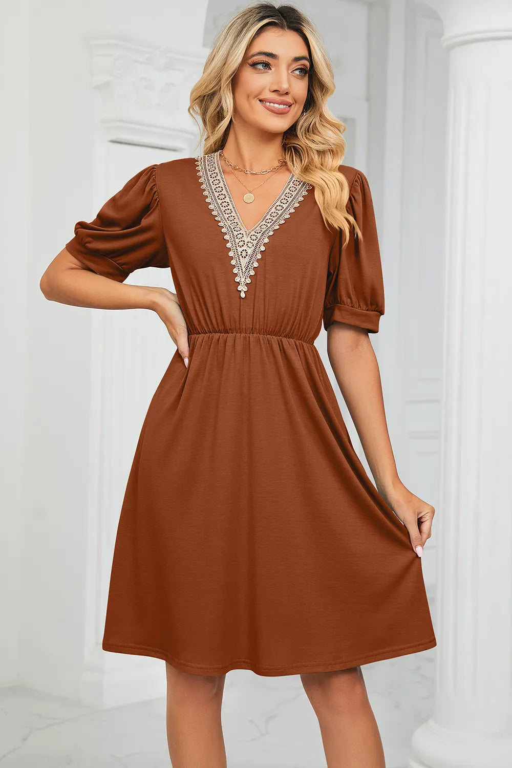 Solid color lace patchwork V-neck short sleeved pocket waist cinching dress