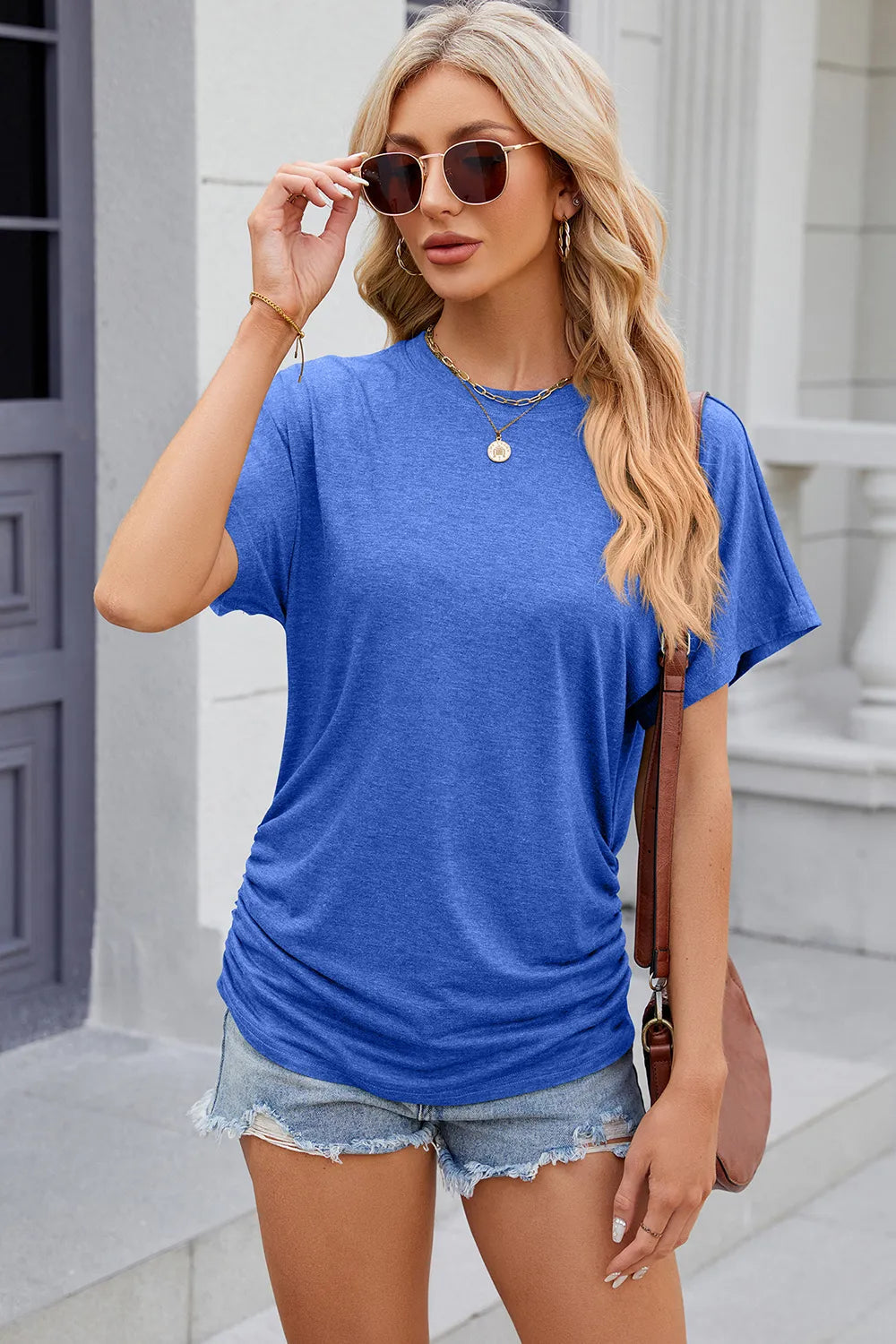 Solid color round neck loose short sleeved T-shirt top for women