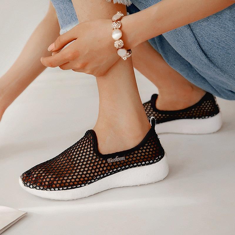 Sport Mesh Breathable Women Shoes Fashion Sports Soft Comfortable Women Shoes Fashion Slip-On Sports Shoes Soft Sole Breathable Comfortable Running Walking Shoes