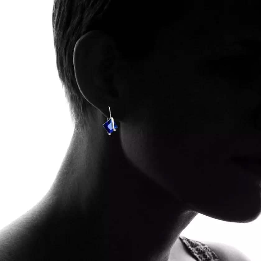 Sterling Silver Sapphire Diamond Cut Earring