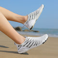 Stream tracing shoes beach swimming water wading quick drying five finger shoes snorkeling fishing men's and women's shoes