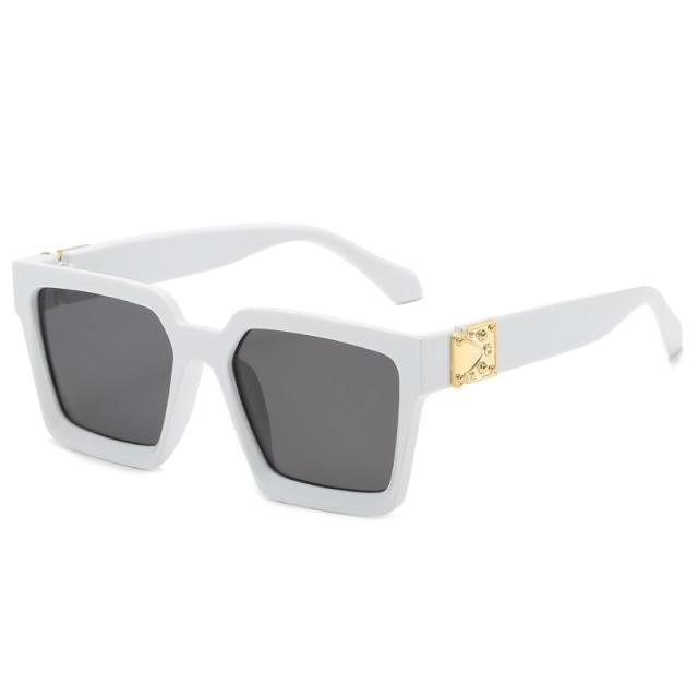 Stylish Square Sunglasses For Women & Luxury Eyeglasses For Women And Men square Sun Glasses For Men Eyewear Women Oversized Square Frame Sunglasses Multiple Tinted Glitter Inspired Stylish Shades