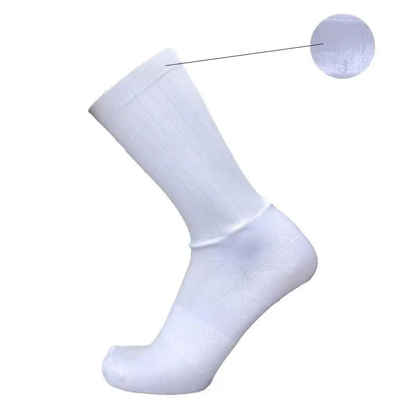 Stylish Summer  Breathable Cycling Socks For Men Anti Slip Seamless Sports Cycling Socks For Men Modern Design Running Sports Socks