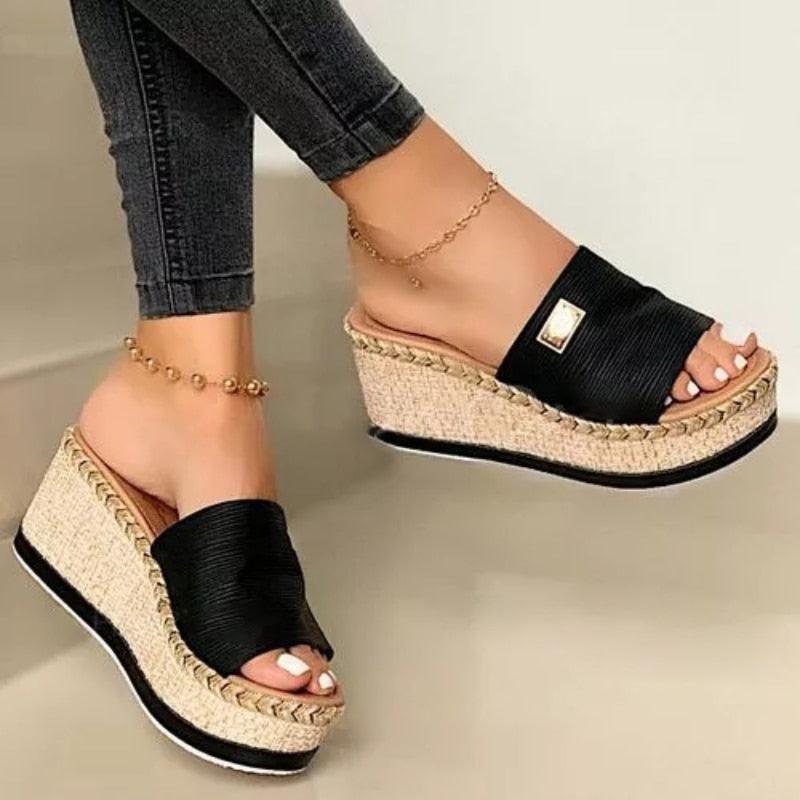 Summer Women Platform Sandals Flip Flops Soft Comfortable New Casual Shoes Outdoor Beach Slippers Summer Beach Sandals Summer High Heel Platform Flip Flops Casual Outdoor Leisure Beach Shoes