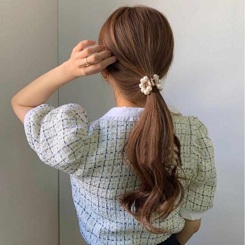 Sweet Mini Round Pearl Hair Clips for Women Girls Hair Claw Chic Barrettes Claw Crab Hairpins Styling Gorgeous Fashion Hair Accessories For Women