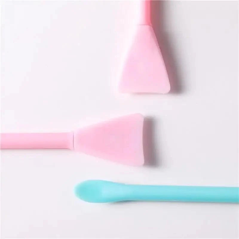 Top Quality 1Pcs Multifunction Facial Stirring Brush Soft Silicone mask Makeup Brush Cosmetics Make Up Brush Easy To Clean