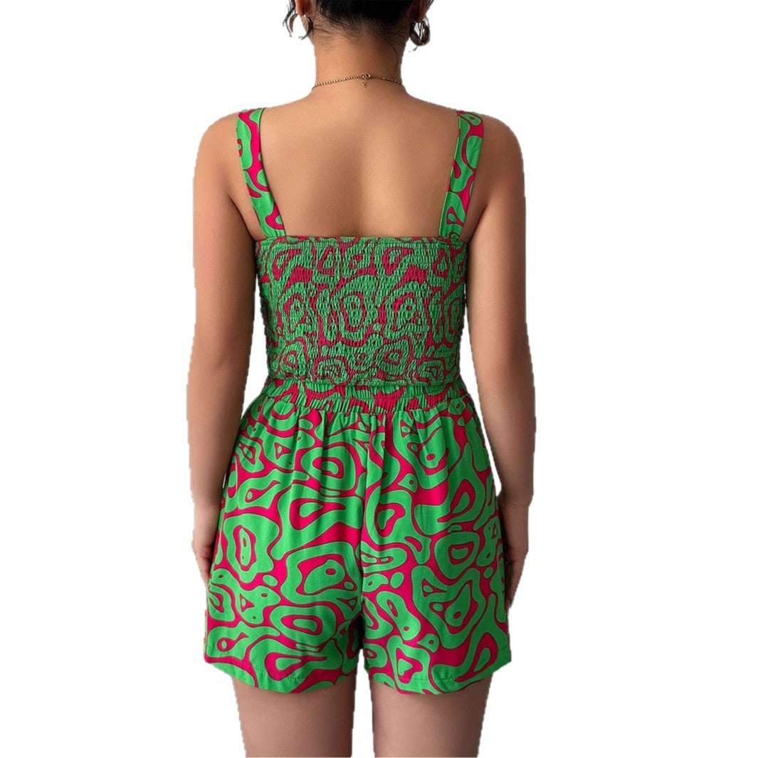 Two piece set of minimalist camisole printed shorts