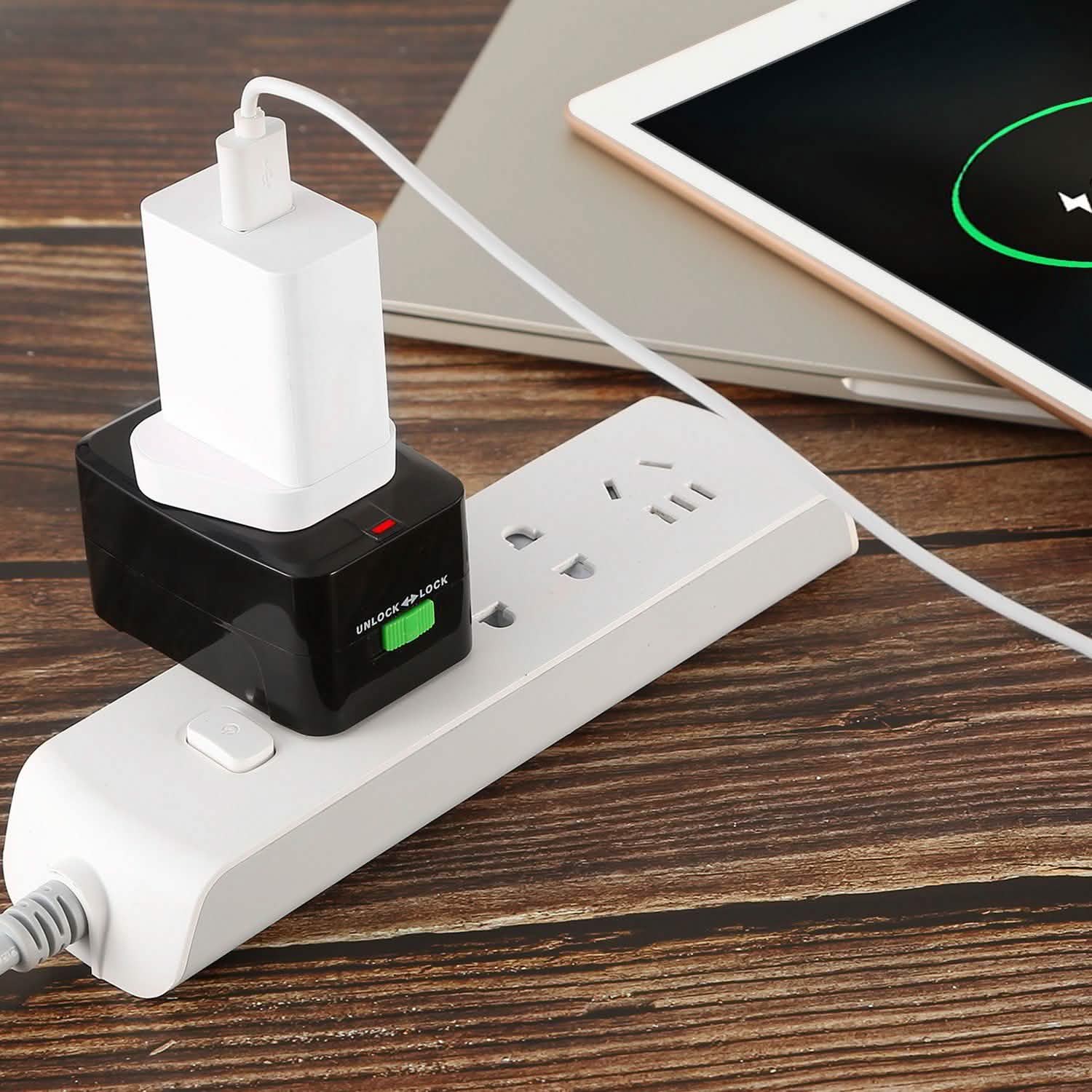 Universal Travel Adapter with 4 Interchangeable Plugs