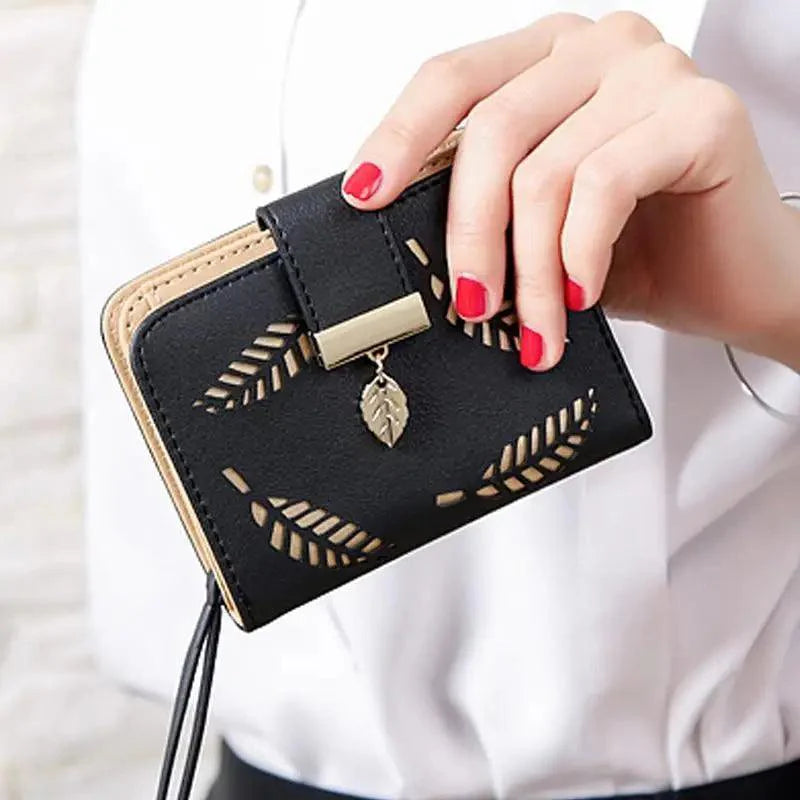 Vintage PU Leather Short Wallets Leaf Design Fashion Purse For Women Elegant Ladies Cute Zipper Purses Card Holders Women Wallet