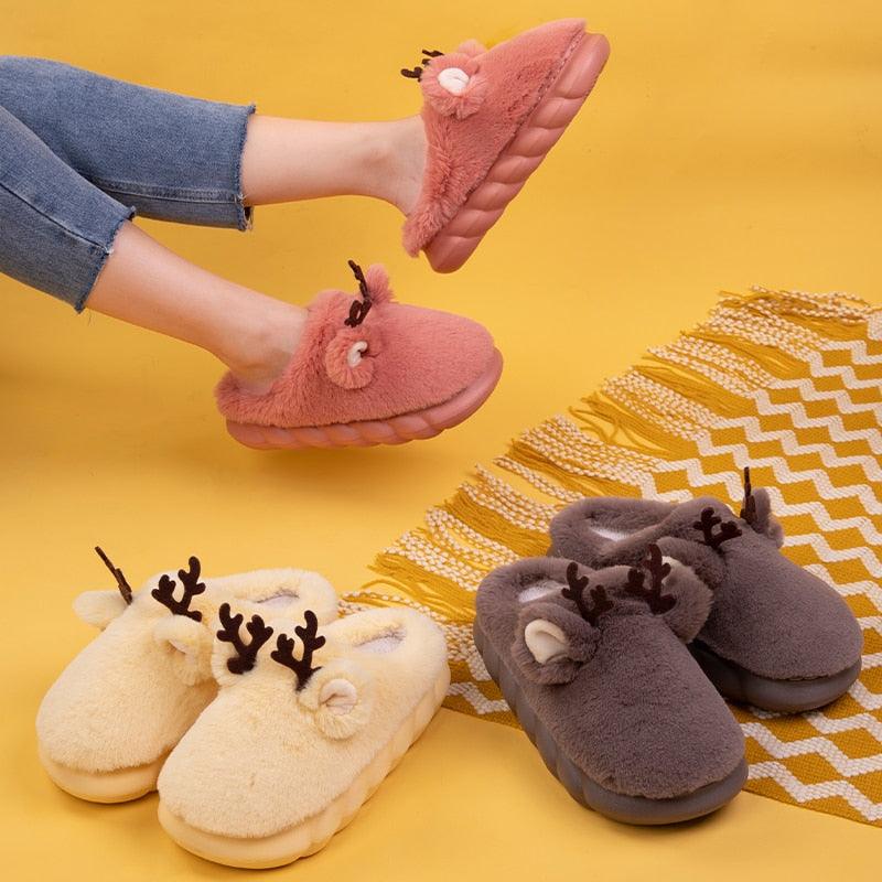 White Slippers For Women Fuzzy Cute Antlers Warm Animal Memory Foam Plush Women Men Indoor Outdoor Bedroom Slippers Fur Home Slippers For Women Memory Foam Anti-Slip Cozy Fluffy Outdoor Indoor Warm Slippers