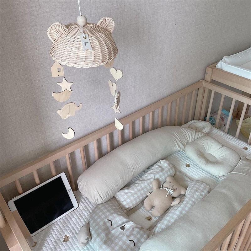 Wind Chime With Wooden Pendant Kids Room Decoration Wall Hanging Ornaments Clouds and Stars Sooth Pendant Toy  Nursery Decoration Gift for Newborn Boys and Girls