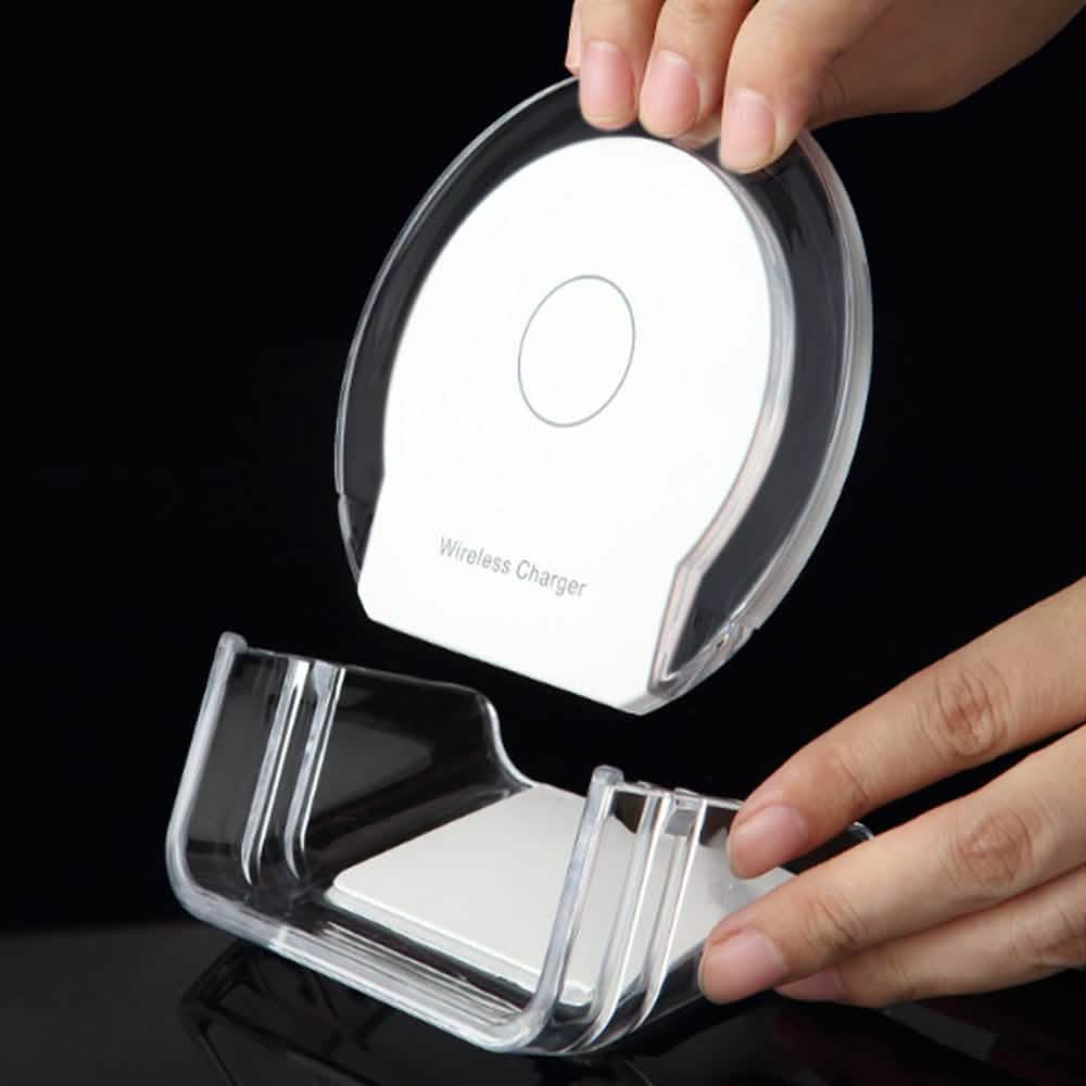 Wireless Charging With Phone Holder