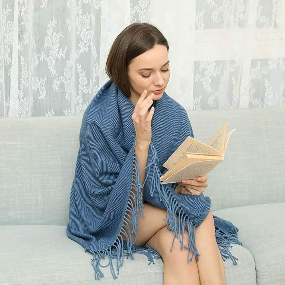 Wisley Home 100% Acrylic Chevron Pattern Throw