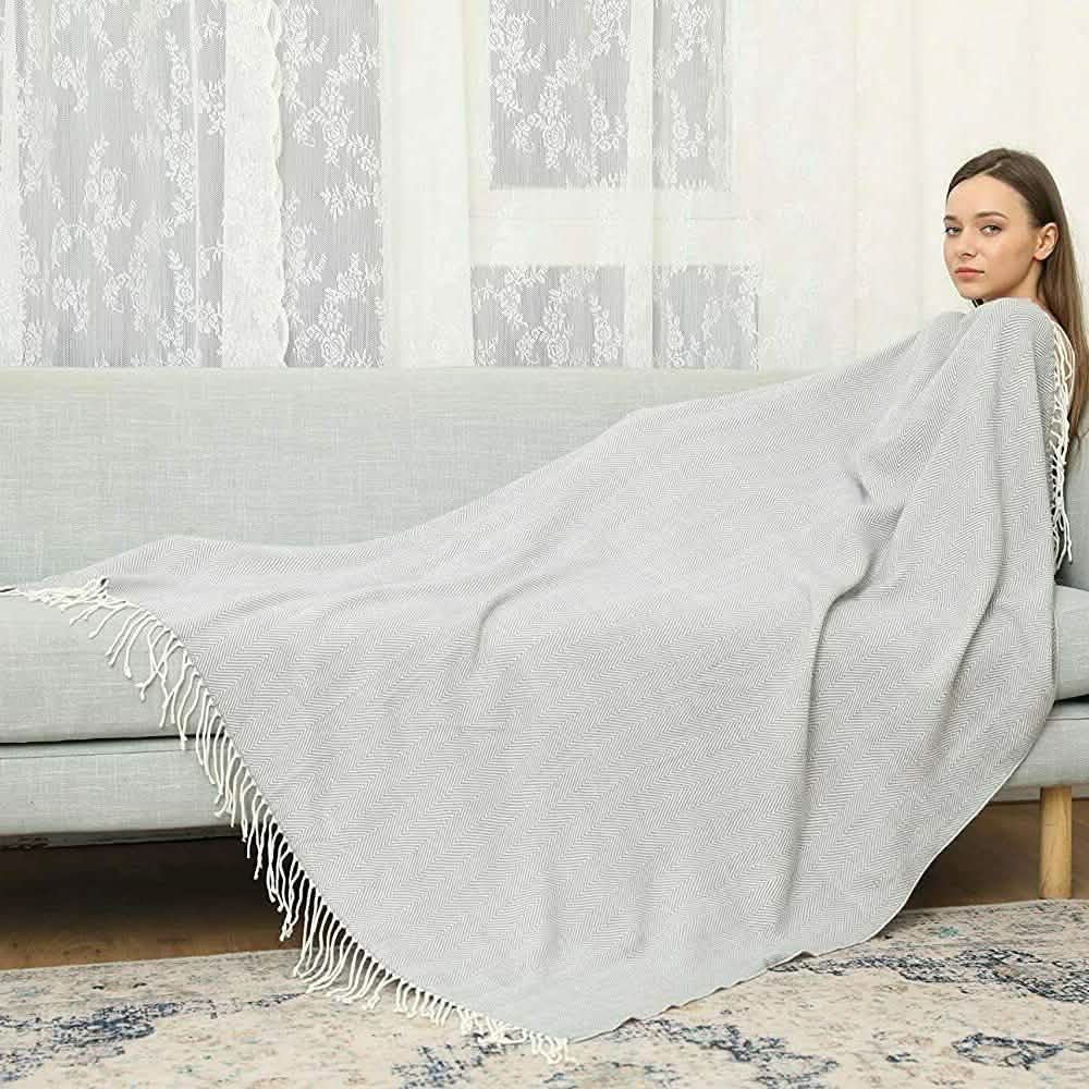 Wisley Home 100% Acrylic Chevron Pattern Throw
