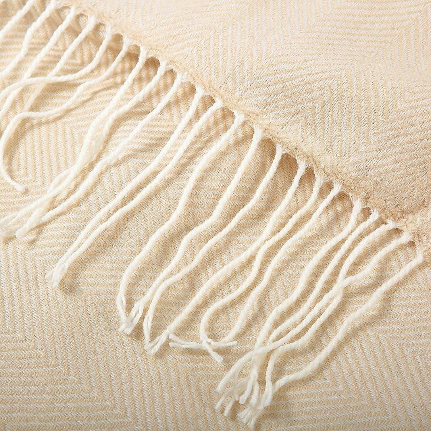 Wisley Home 100% Acrylic Chevron Pattern Throw