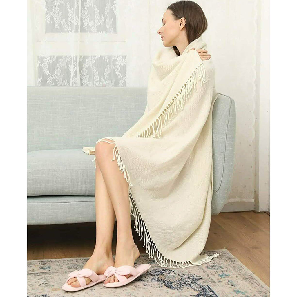 Wisley Home 100% Acrylic Chevron Pattern Throw
