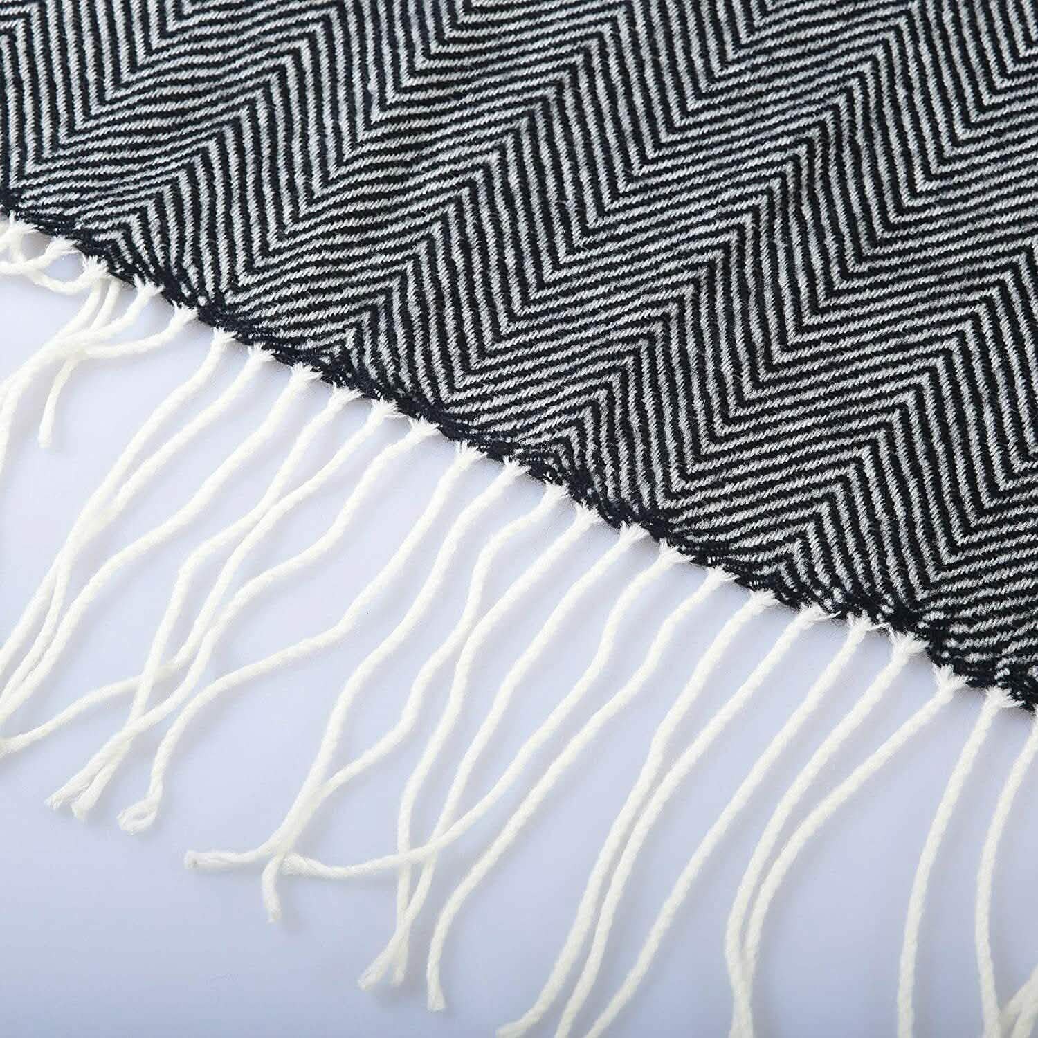 Wisley Home 100% Acrylic Chevron Pattern Throw