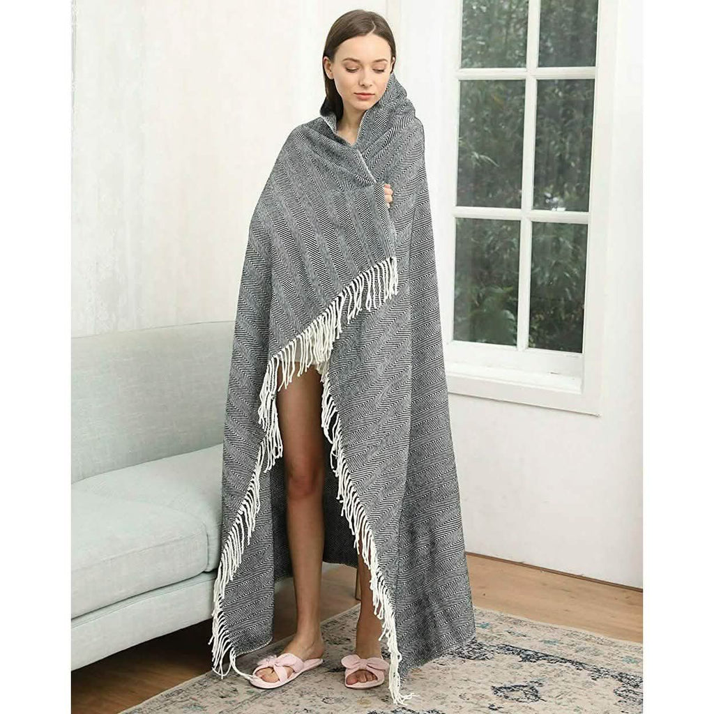 Wisley Home 100% Acrylic Chevron Pattern Throw