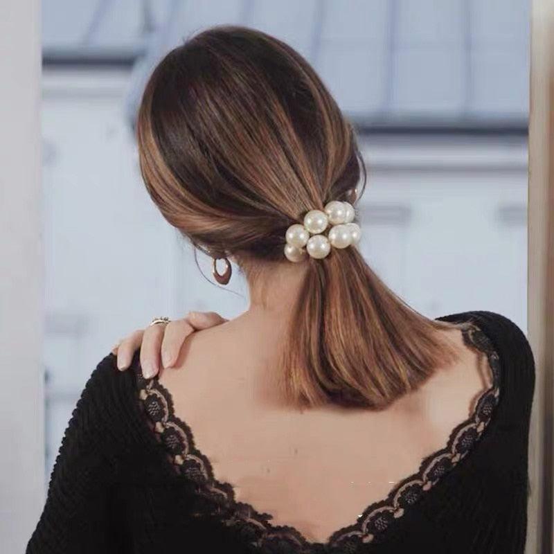 Woman Big Pearl Hair Ties Fashion Korean Style Hairband Scrunchies Girls Ponytail Holders Rubber Band Hair Accessories Ponytail Holder Accessories for Women And Girls