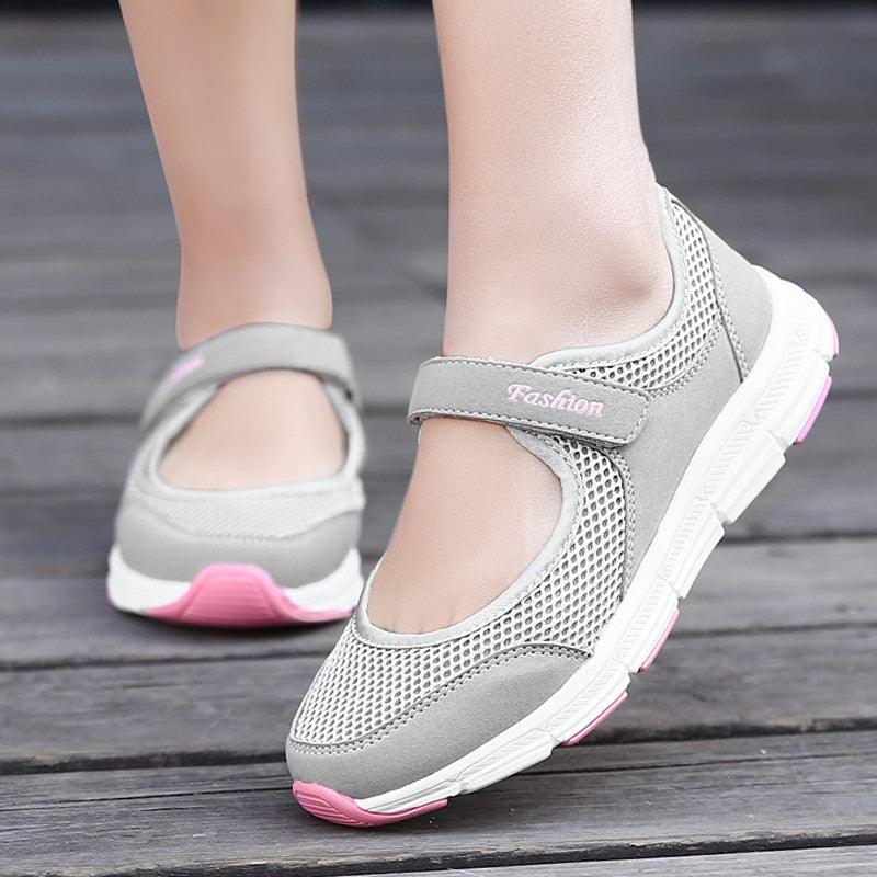 Women Flat Casual Fashion Breathable Mesh Tenis Shoes Women Summer Flat Soft Fashion Lightweight Slip-On Super Light Women Shoes