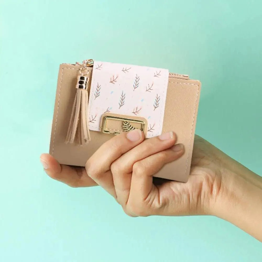 Women Pink PU Leather Short Wallet Trendy New Fashion  Vintage Mini Purses Cute Feather Design Wallets