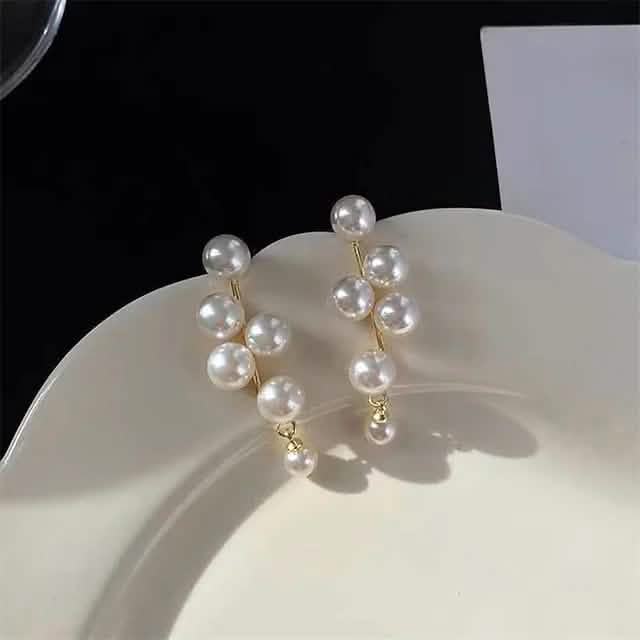 Women's Pearl Alloy Stud Earrings