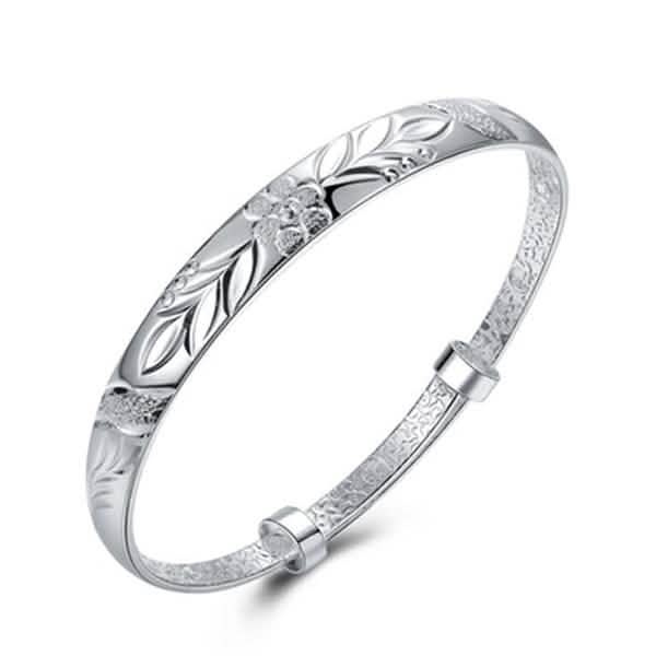 Women's Silver Plated Floral Ingrain Design Bangle
